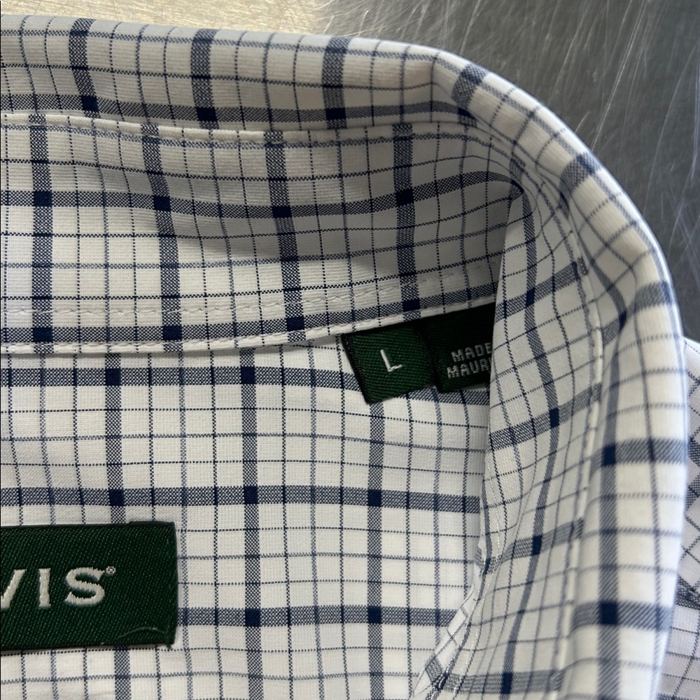 Orvis long sleeve button down collar shirt.  L - Picture 8 of 9